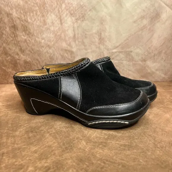 White Mountain Wedge Heel Suede Leather Clog Mules Black Slip On Gothic Peasant - Picture 1 of 10